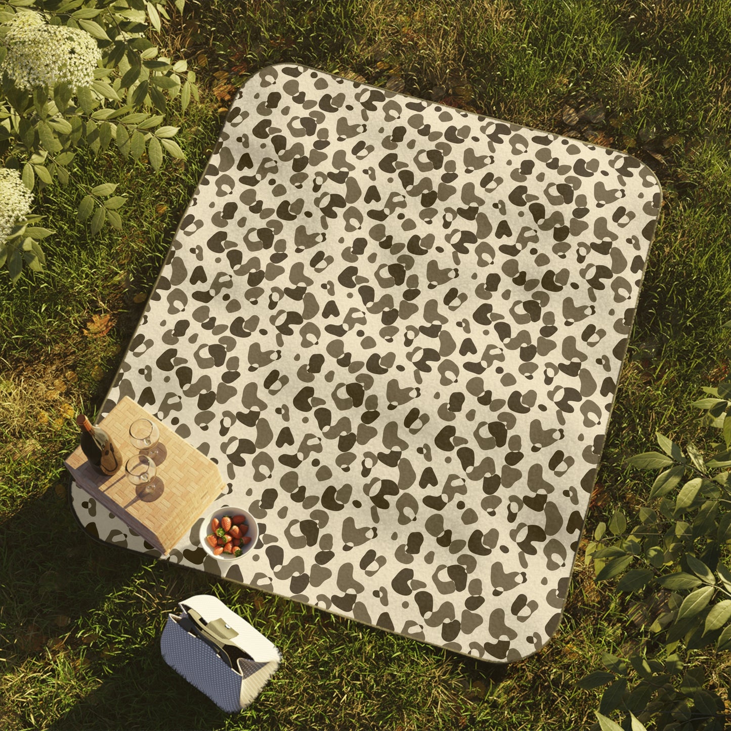 Retro Camo Picnic Blanket