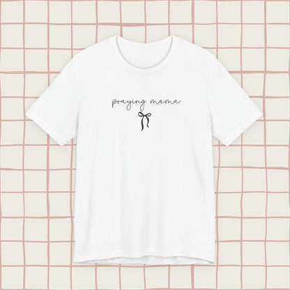 praying mama, tee ✨